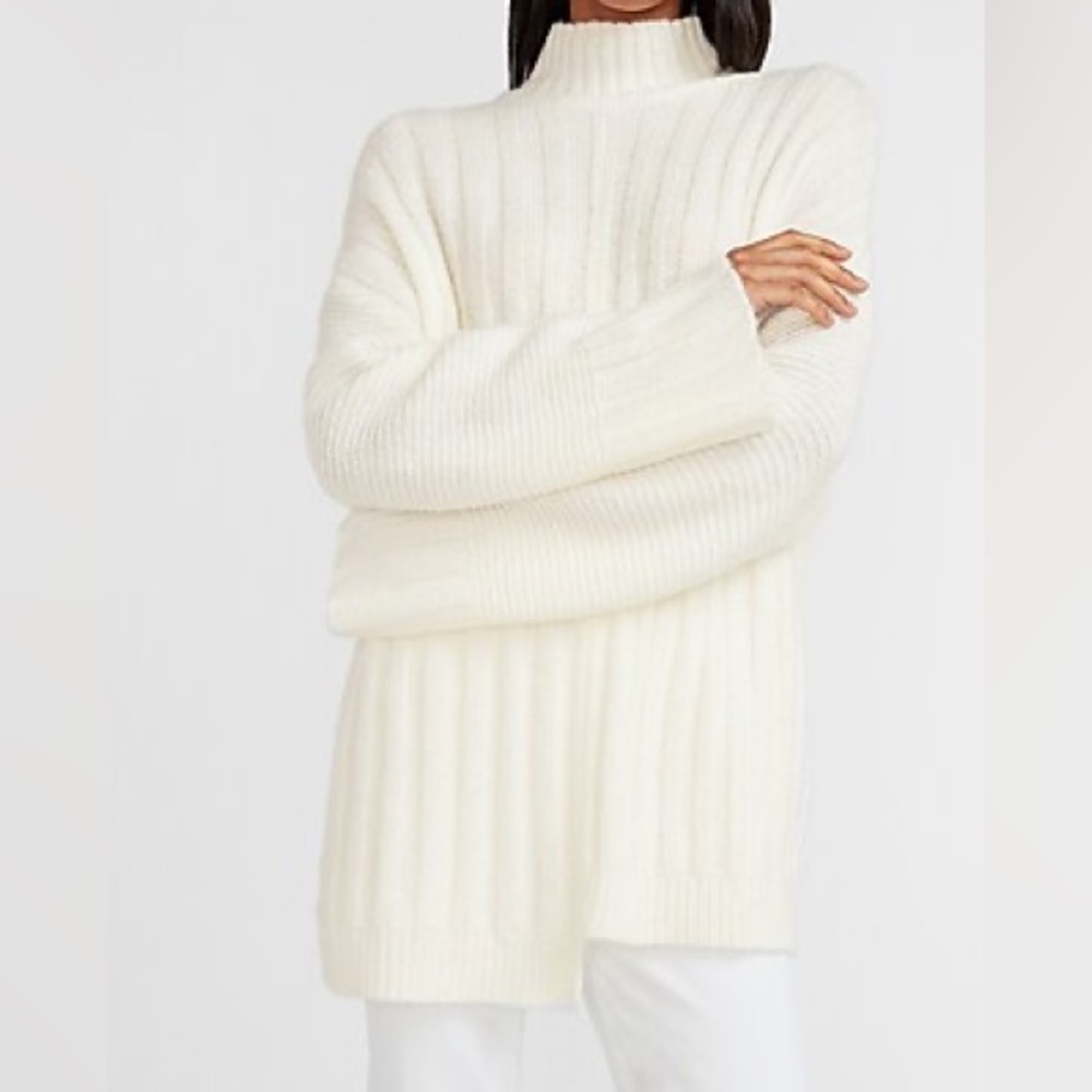 NWT Express Mixed Rib Mock Neck Tunic Sweater Off White/Ivory SZ Large